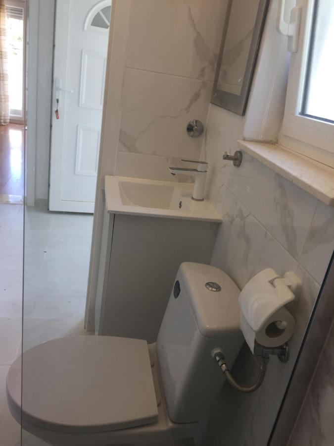 Apartment Remi, Penthouse With Balcony, Free Parking Marina Extérieur photo