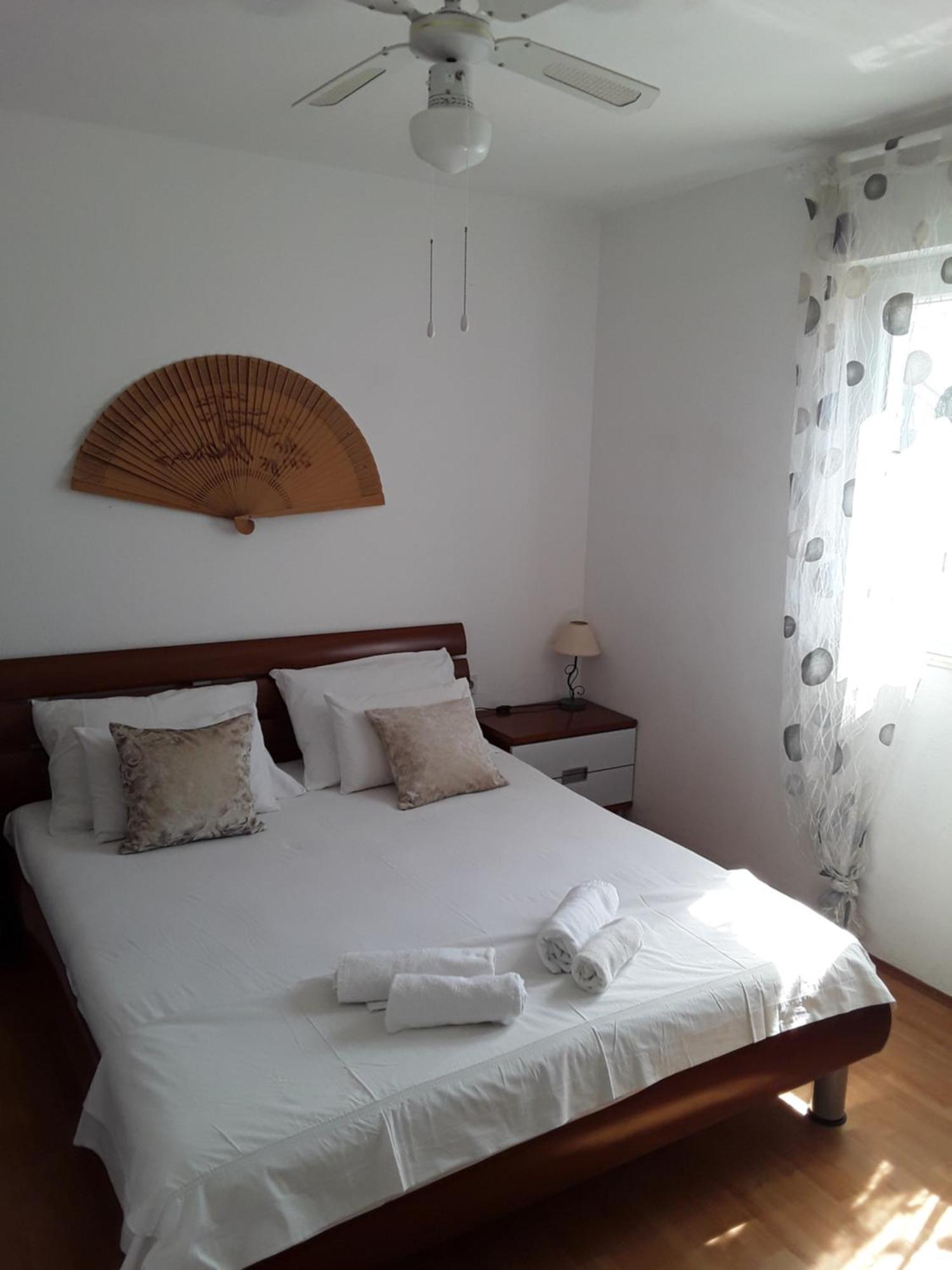 Apartment Remi, Penthouse With Balcony, Free Parking Marina Extérieur photo