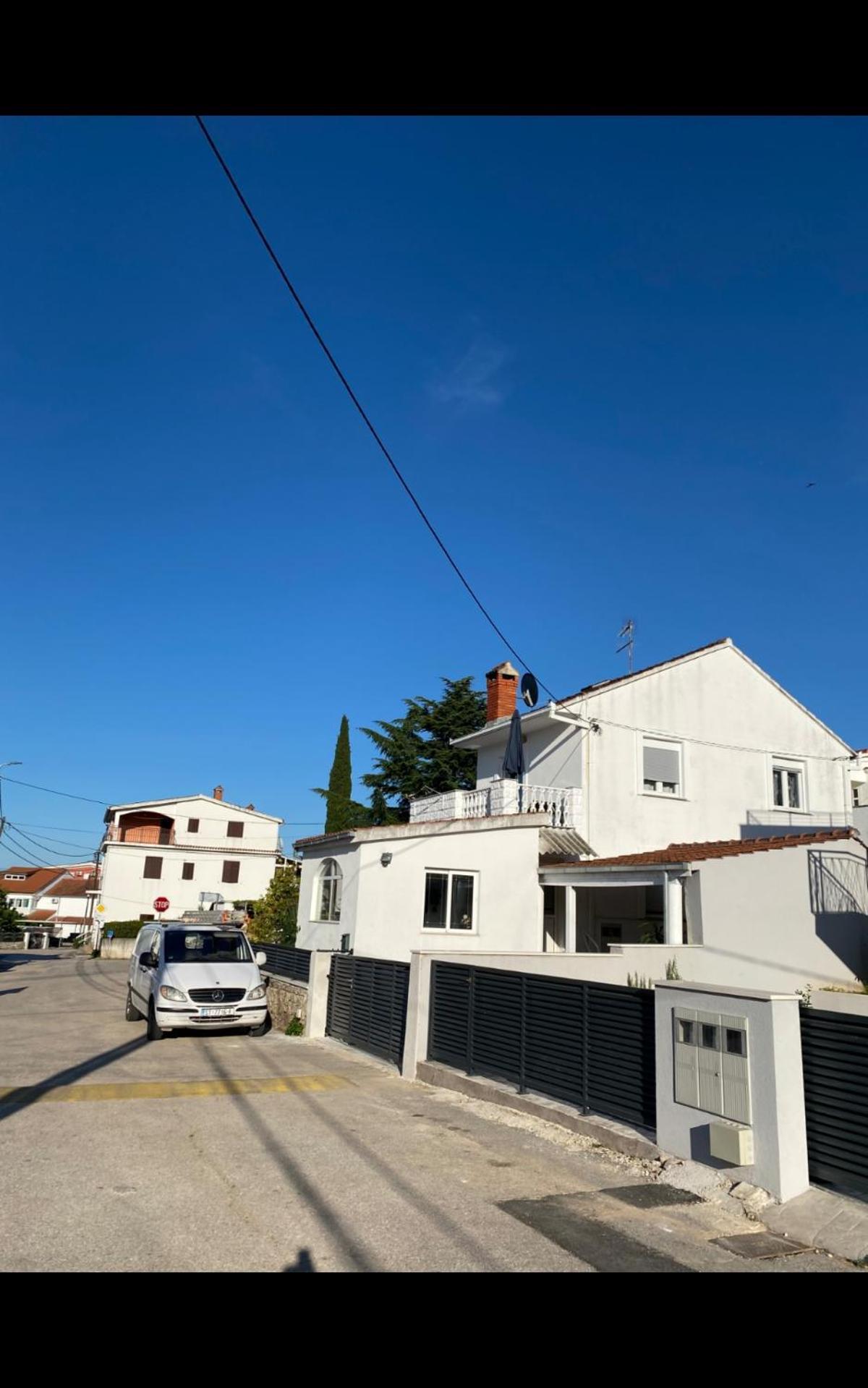 Apartment Remi, Penthouse With Balcony, Free Parking Marina Extérieur photo