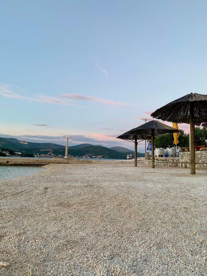 Apartment Remi, Penthouse With Balcony, Free Parking Marina Extérieur photo